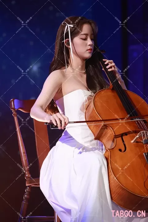 【已出】欧阳娜娜舞台 其实有亮点哦