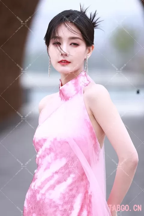 【已出】李一桐酒店外摆拍 品质盛典