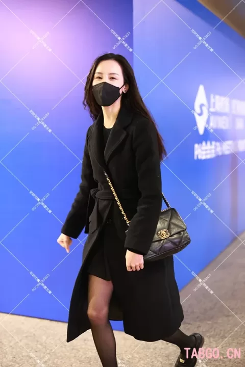 【已出】陈都灵 黑丝到达 可可爱爱