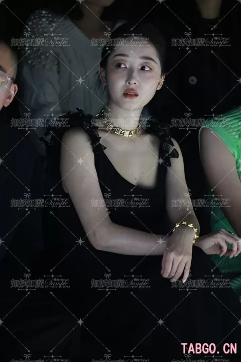 孔雪儿、蒋梦婕、阿娇看秀~