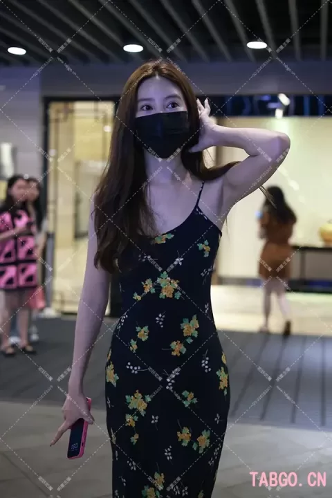 【已出】吴优凉拖浪姐上班