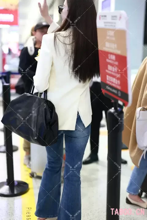 【已出】古力娜扎机场出发