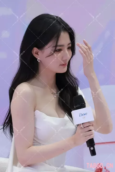 【已出】徐璐Dove活动站台