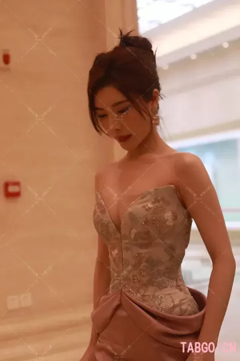 【没了】戴燕妮、袁姗姗上班