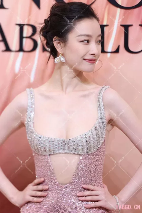 【已出】倪妮兰蔻红毯 