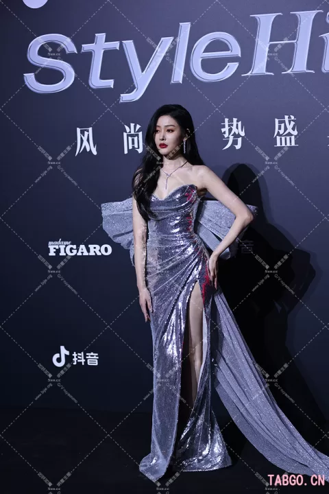 【已出】张天爱费加罗红毯