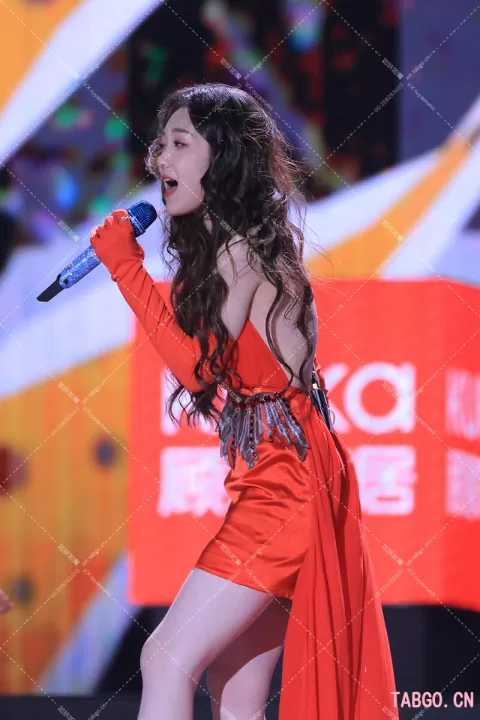 【已出】希林娜依高 红衣舞台王者
