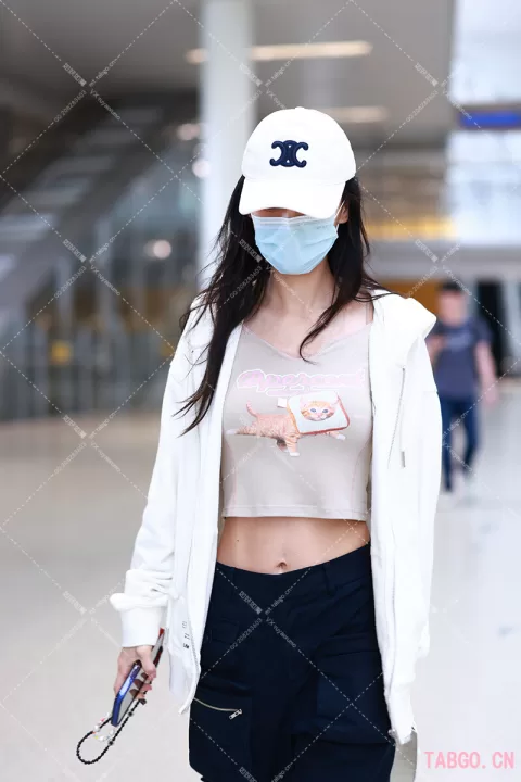 babyPVG出发 这小蛮腰