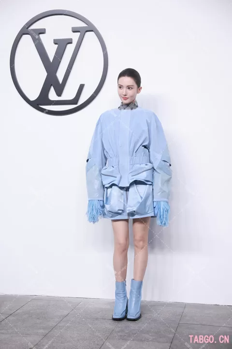 出出LV