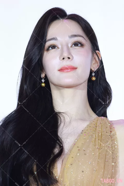 【已出】迪丽热巴红星美凯龙抗住死亡角度
