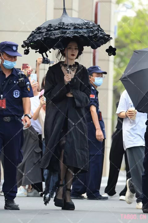 【已出】迪丽热巴转场