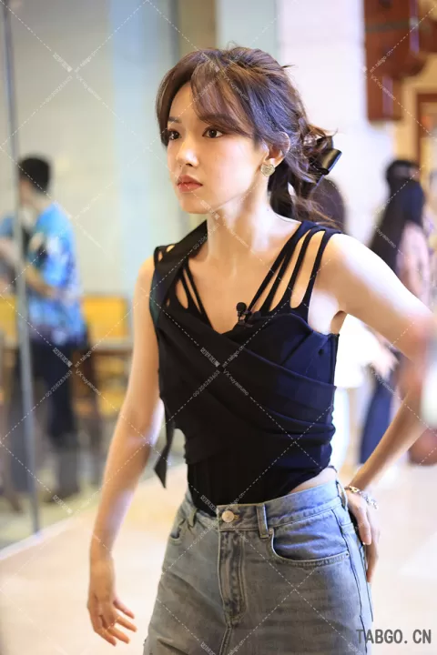 程潇上班 可爱