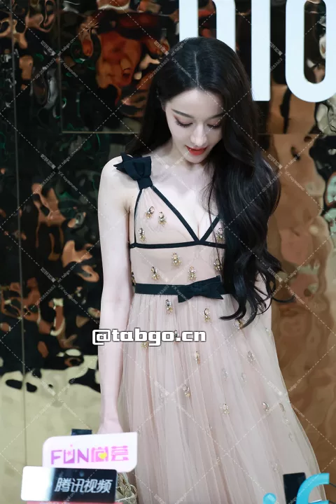 【已出】迪丽热巴DIOR红毯机位一