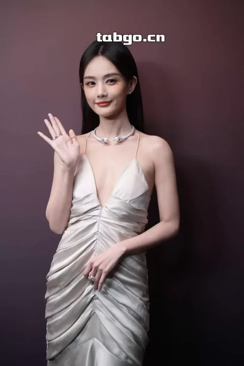 【已出】李一桐 戴比尔斯红毯