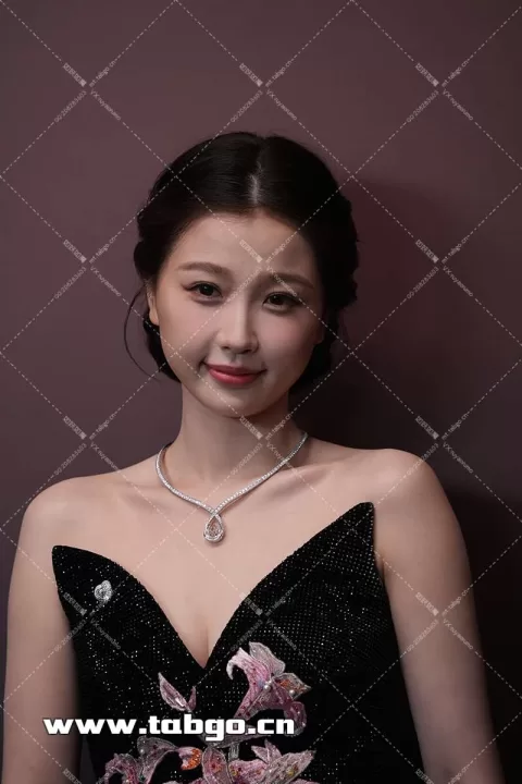 虞书欣 戴比尔斯红毯 