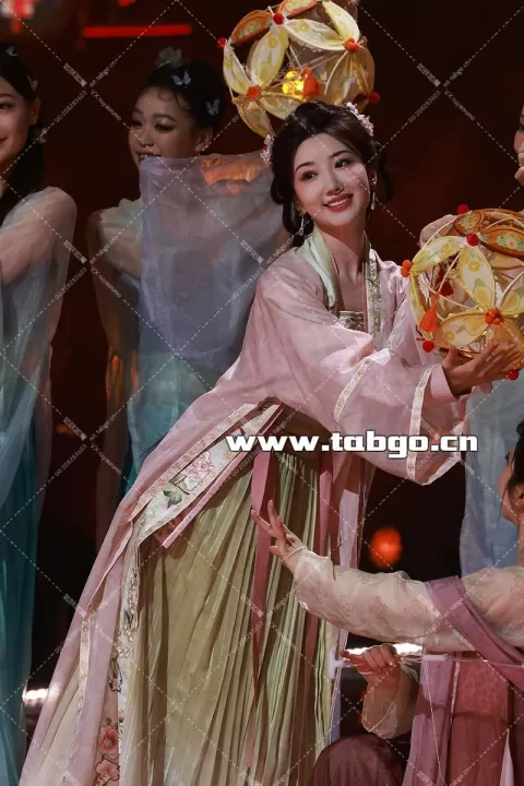 【已出】毛晓彤2024抖音美好奇妙夜