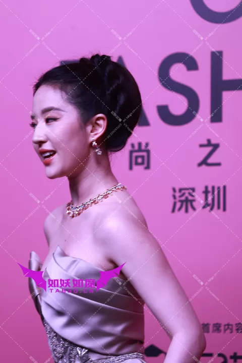 【已出】刘亦菲 vogue红毯 四机位