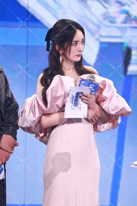 【已出】杨幂 战至巅峰 主持 机位二