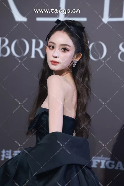 【已出】古力娜扎 费加罗红毯 机位一
