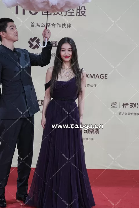 王子文 金鸡红毯