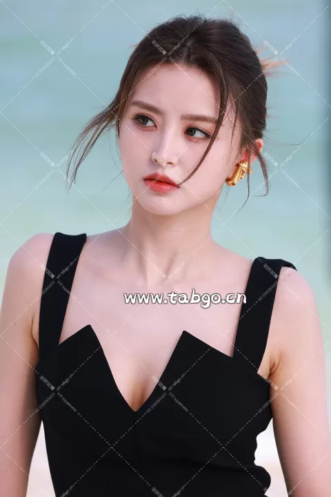 金子涵 海南电影节闭幕外拍