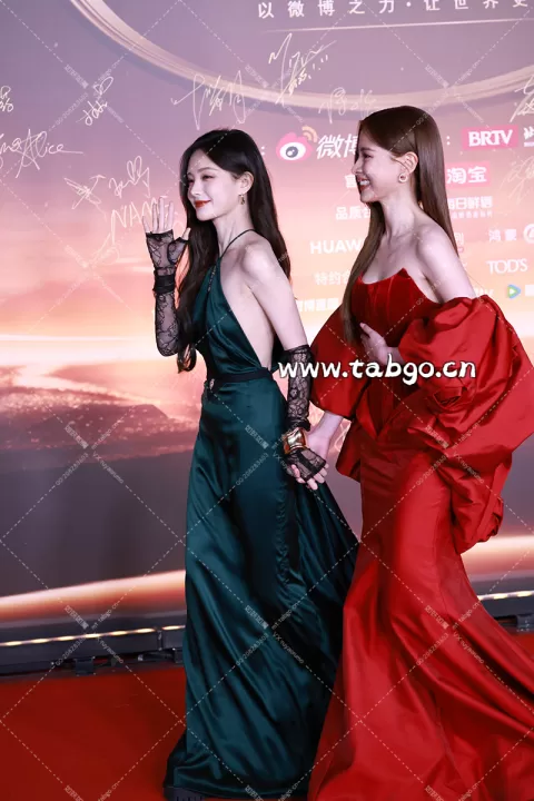 【已出】李一桐 微博之夜红毯 机位三