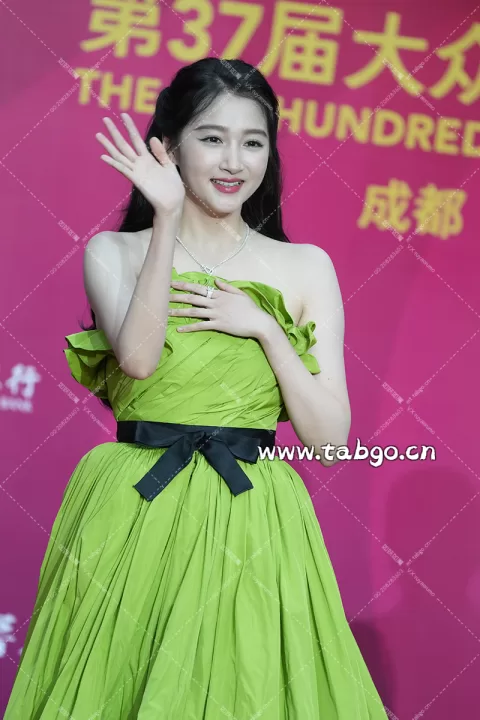 【已出】关晓彤 24百花红毯 开工开工~