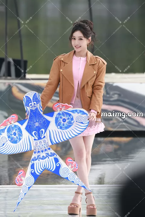 【已出】胡连馨 小红书红毯
