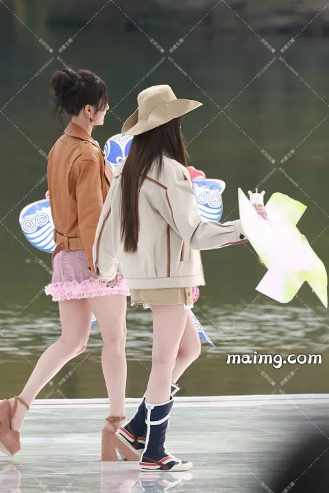 【已出】胡连馨 小红书红毯