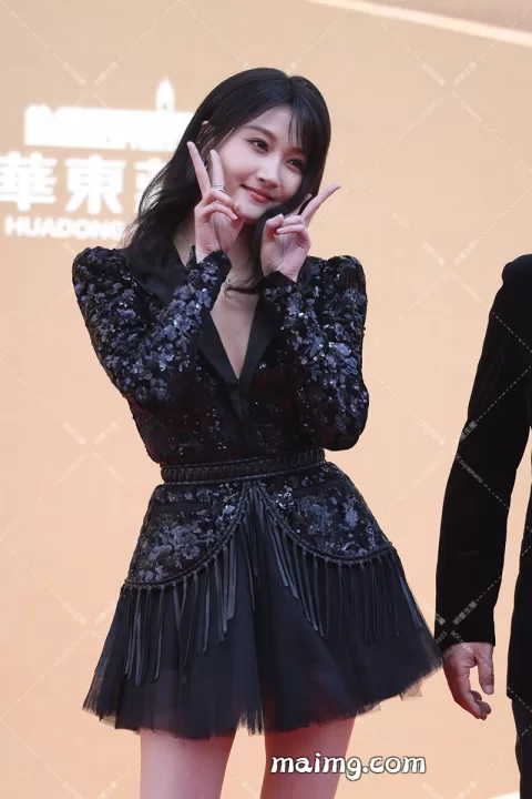 【已出】关晓彤 华表红毯2