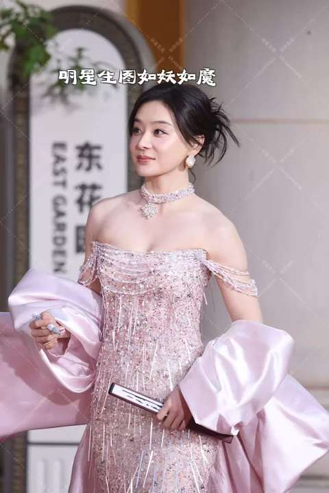 袁姗姗cosmo时尚红毯