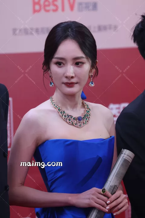 【已出】杨幂 上海电影节红毯