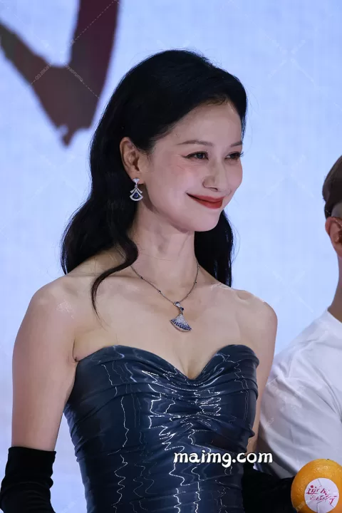 【已出】倪虹洁 抖音电影奇遇夜红毯二