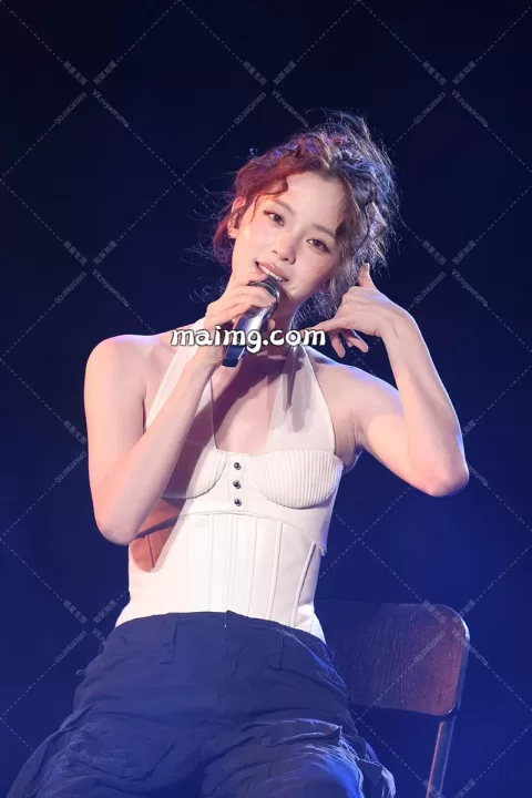 【已出】欧阳娜娜 芭莎舞台