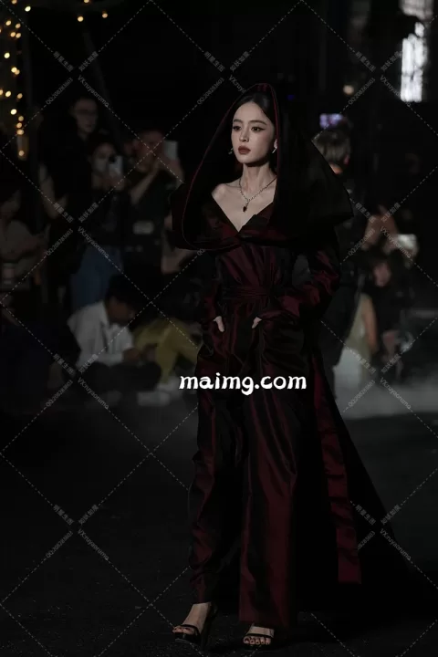 古力娜扎 vogue走秀