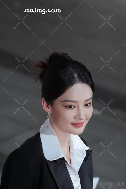 【已出】李沁 阿玛尼红毯