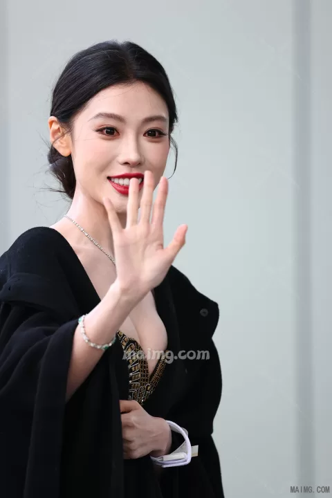 【已出】迪迪不畏 京东美妆红毯