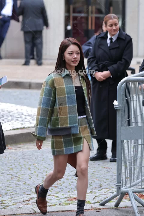 【已出】赵今麦MiuMiu下班