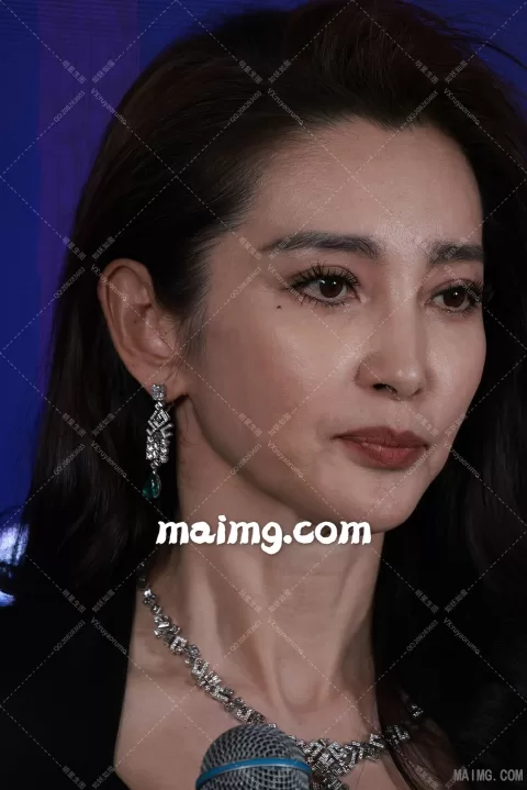 李冰冰 伯爵活动 怼脸特写 通透