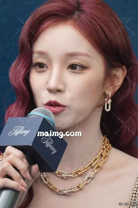 【已出】宋雨琦 Tiffany北京三里屯旗舰店开幕活动