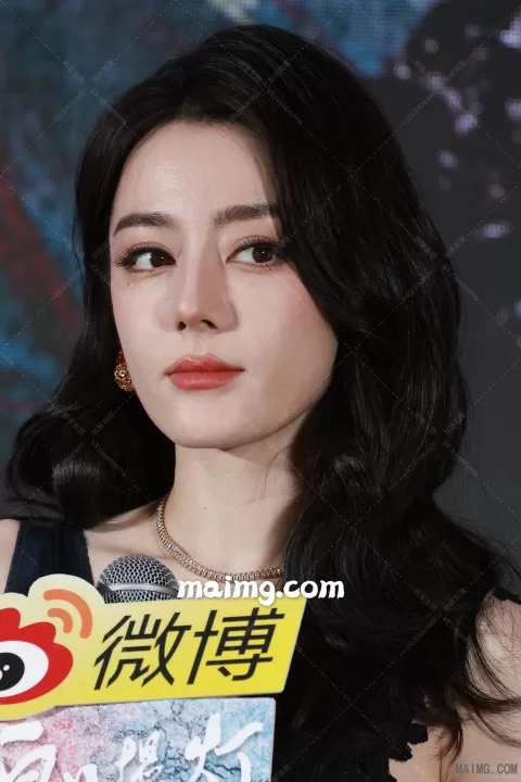 【已出】迪丽热巴 白日提灯微博追剧团 二