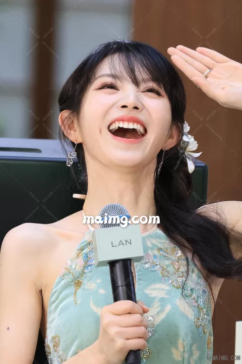【已出】田曦薇 LAN 兰精华油代言人 双机位