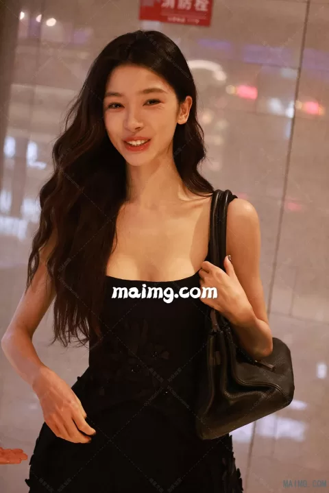 易梦玲 宁波路透