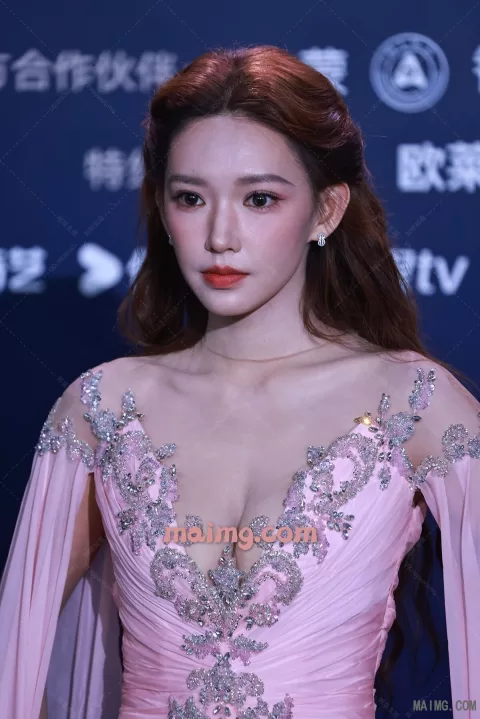 【已出】程潇微博电影之夜红毯一