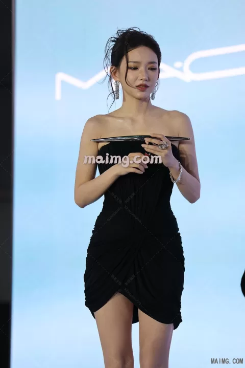 程潇 MAC站台机位二 预览已出