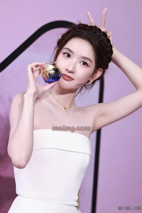 王玉雯 站台