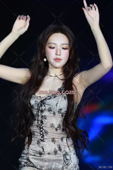 程潇 微博奇遇夜舞台