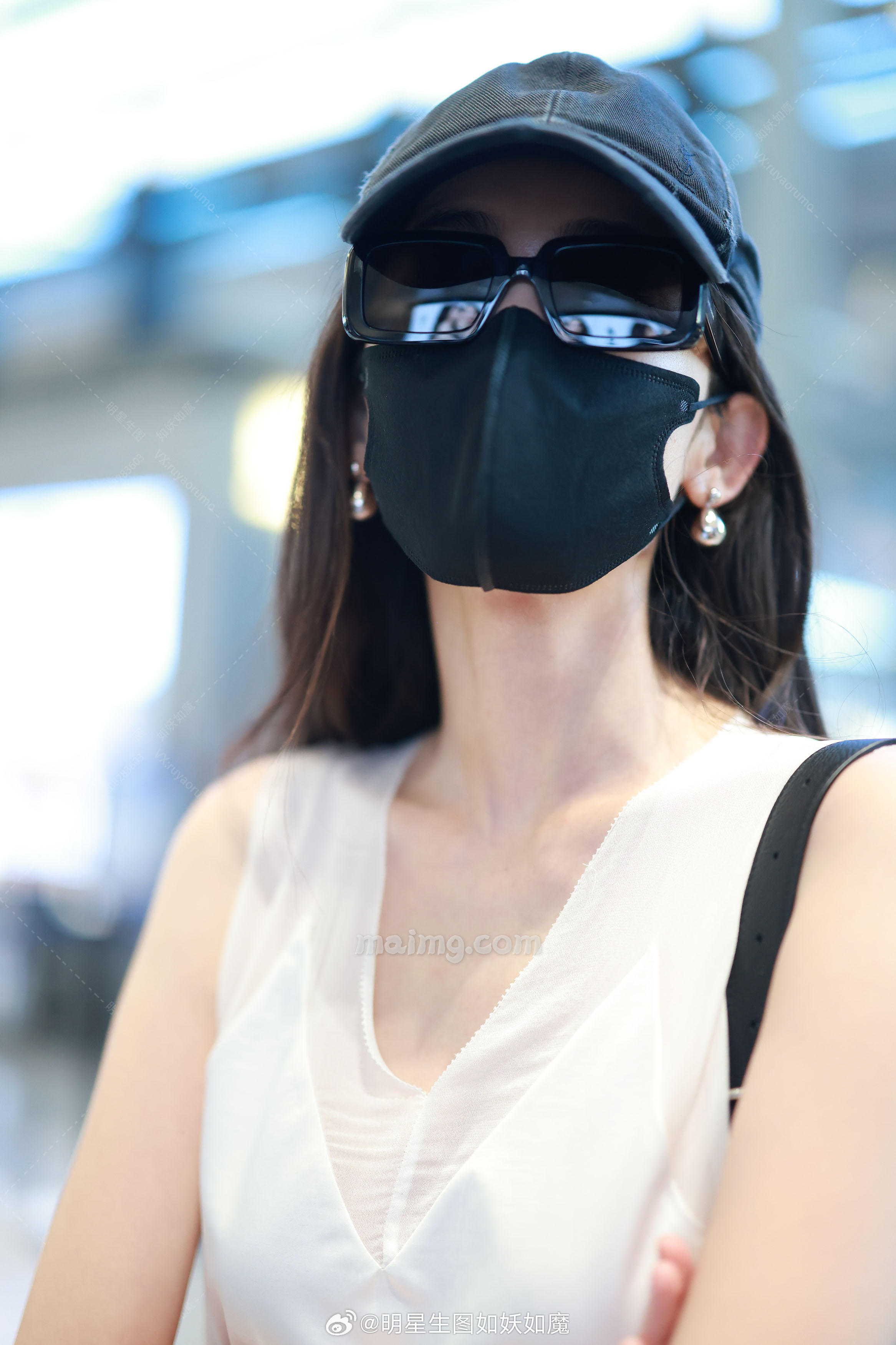 微博:明星生图如妖如魔