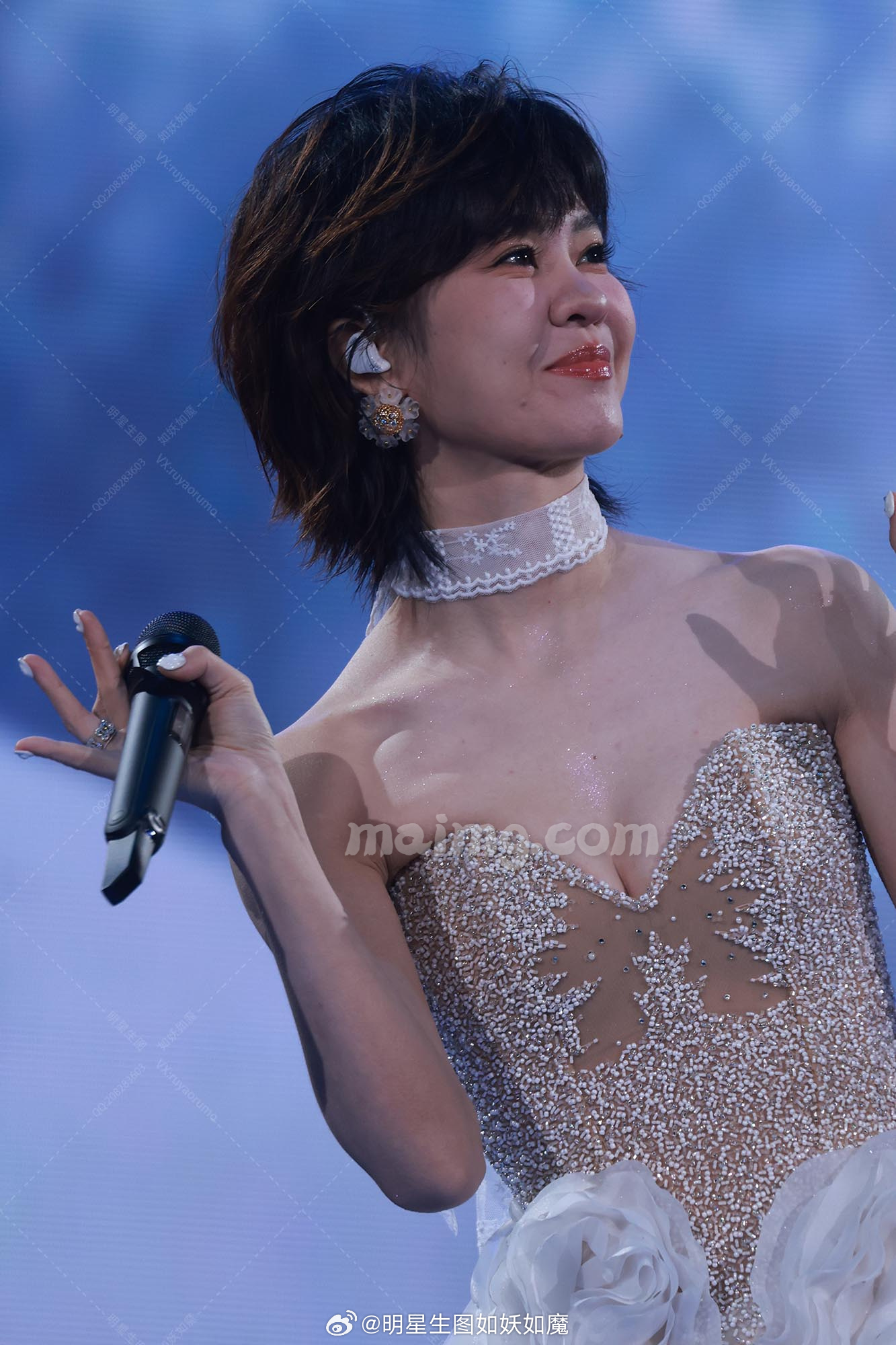 微博:明星生图如妖如魔