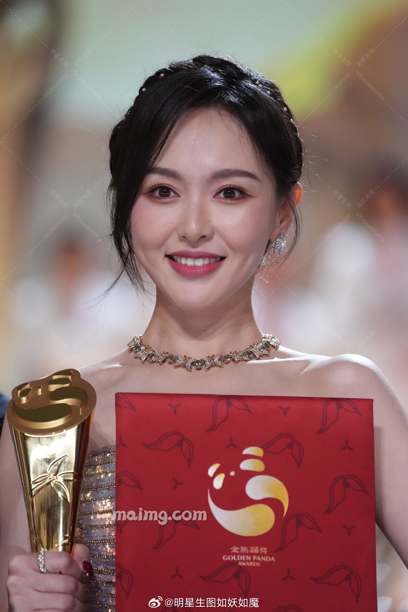 微博:明星生图如妖如魔